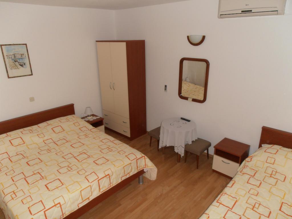 Apartment Perovic 巴什卡沃达 外观 照片